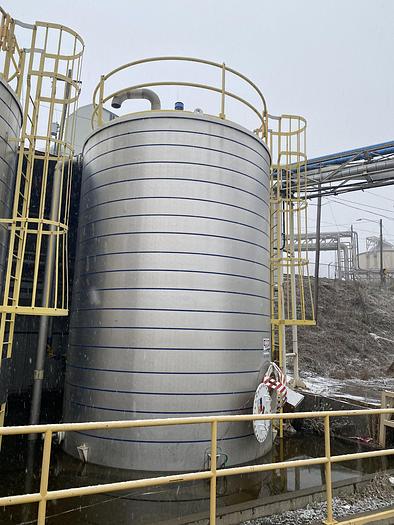 Used Used Pittsburgh Tank Corporation approximately 13,000 gallon carbon steel vertical mix tank