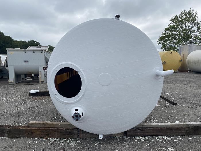 Used Used Owens Corning 5600  gallon fiberglass vertical storage tank