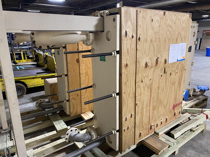 Used Used APV Model R-56 stainless steel plate heat exchanger