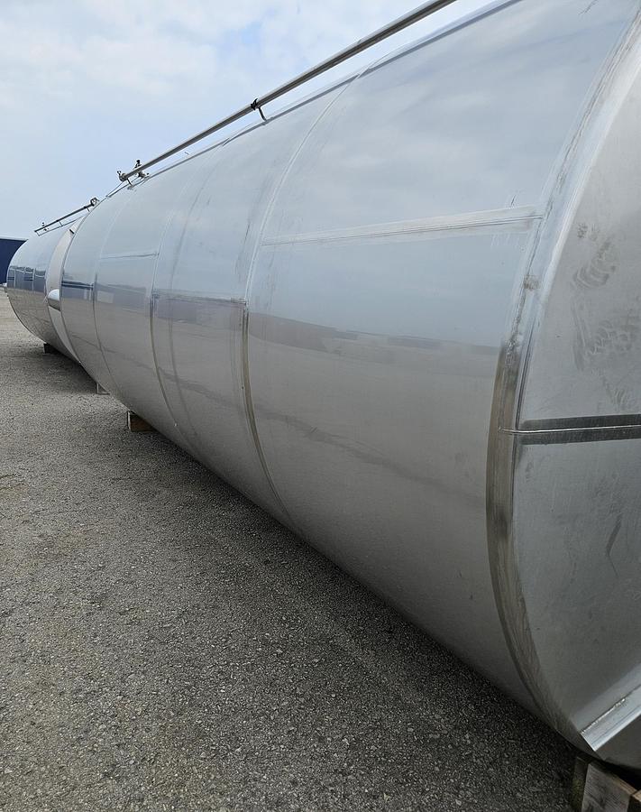 Used Used Criveller 6,000 gallon kosher 304 stainless steel tanks