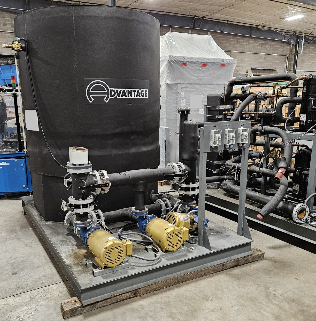 Used Used 93-Ton Air Cooled Advantage Titan Central Chiller with Remote Outdoor Condensers (2023) Model: TIP-100A-MZC-3P