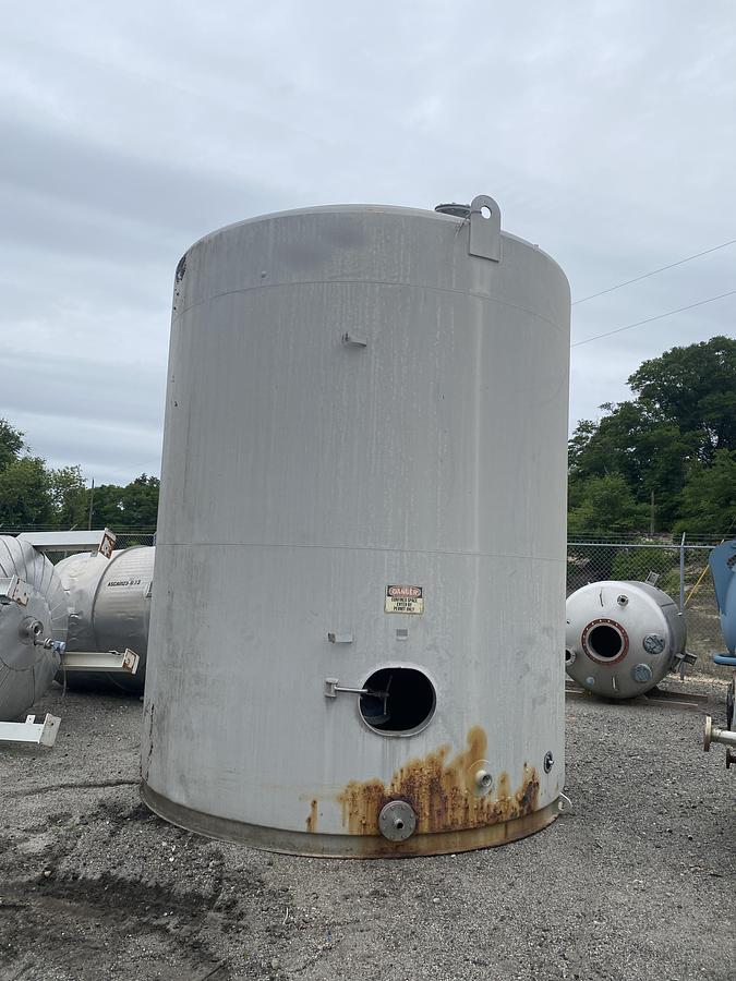 Used Used DCI Inc 8400 gallon sanitary insulated storage tank.