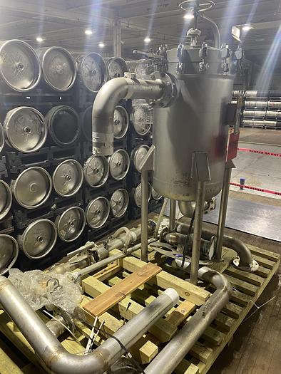 Used Used Parker Fluflo SB Multi-bag stainless steel filter vessel