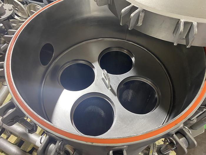 Used Used Parker Fluflo SB Multi-bag stainless steel filter vessel