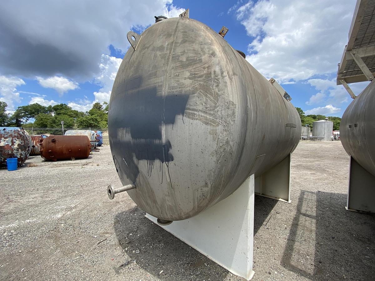 Used Used Industrial Metal Works Inc. approximately 4500 gallon stainless steel horizontal storage tank
