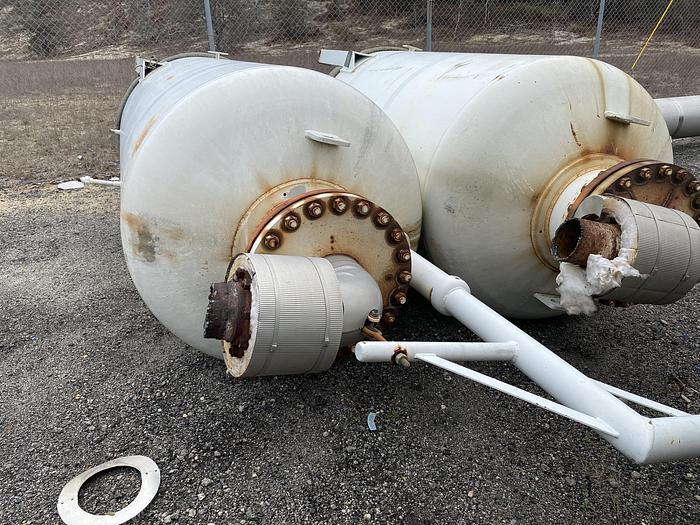 Used Used Deltak Mfg. Inc. Approximately 1500 gallon carbon steel vertical adsorber.