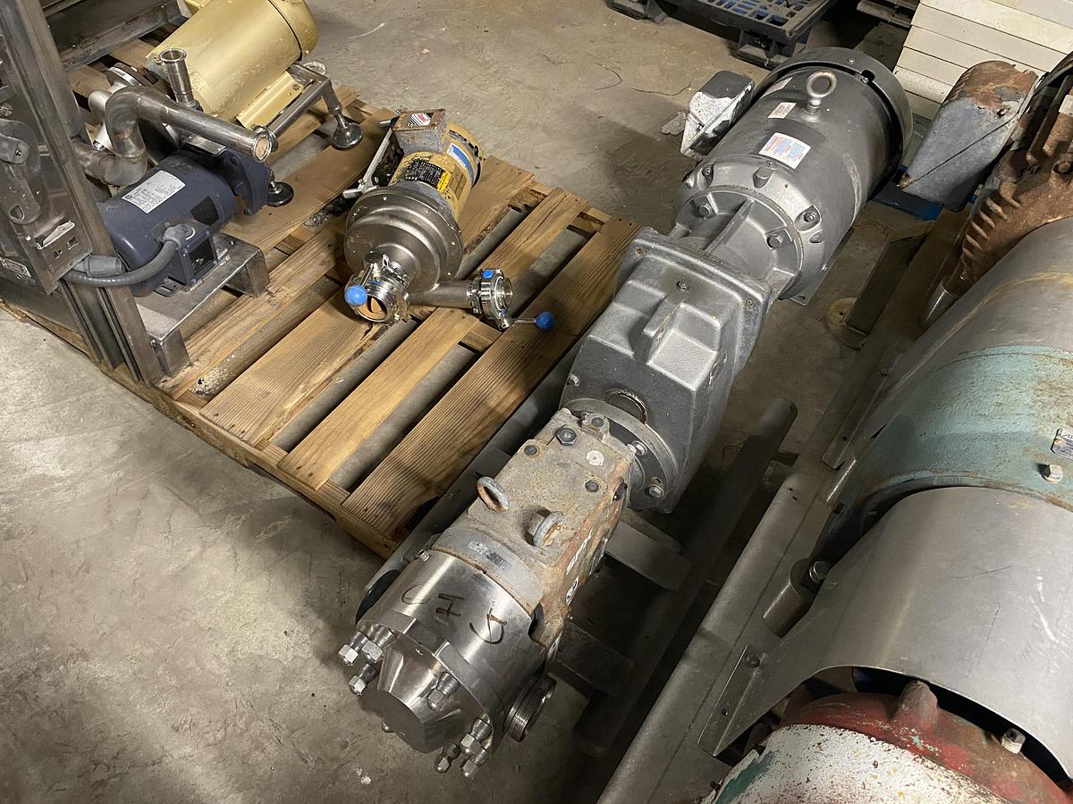 Used Used SPX sanitary Rotary Pump Model 130U2