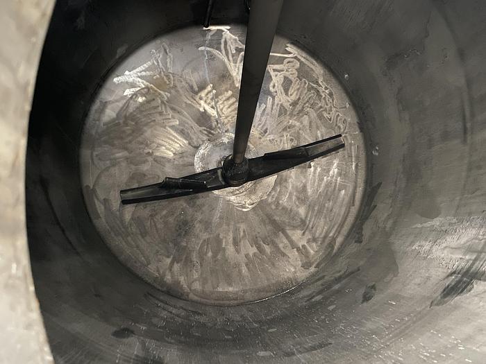Used Used Circleville Metal Works Inc. approximately 750 gallon 304 stainless steel vertical mix tank