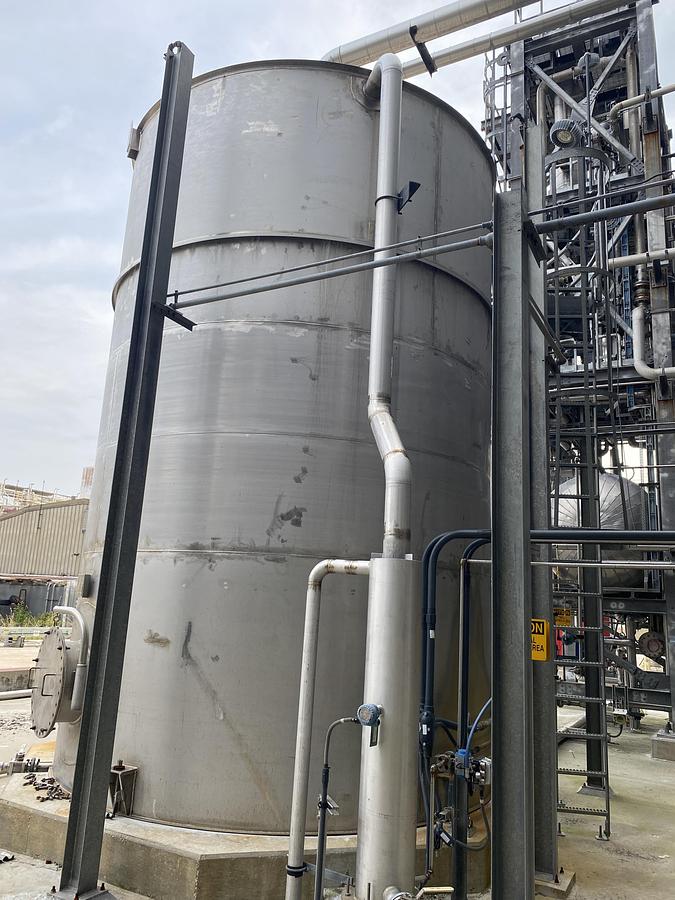 Used Used  Fabricators & Carolina Integrated Solutions Integrated Solutions 19,600 gallon 316L stainless steel vertical tank