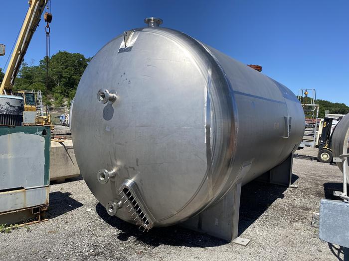 Used Crown Iron Works Co. 11,100 gallon 304L stainless steel horizontal pressure tank