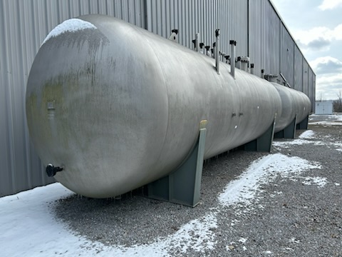 Unused Peerless Mfg. 13,000 gallon 304L stainless steel horizontal pressure tank