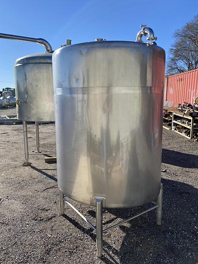 Used Unused BCast Stainless Steel Products approximately 530 gallon 304 stainless steel sanitary vertical tank
