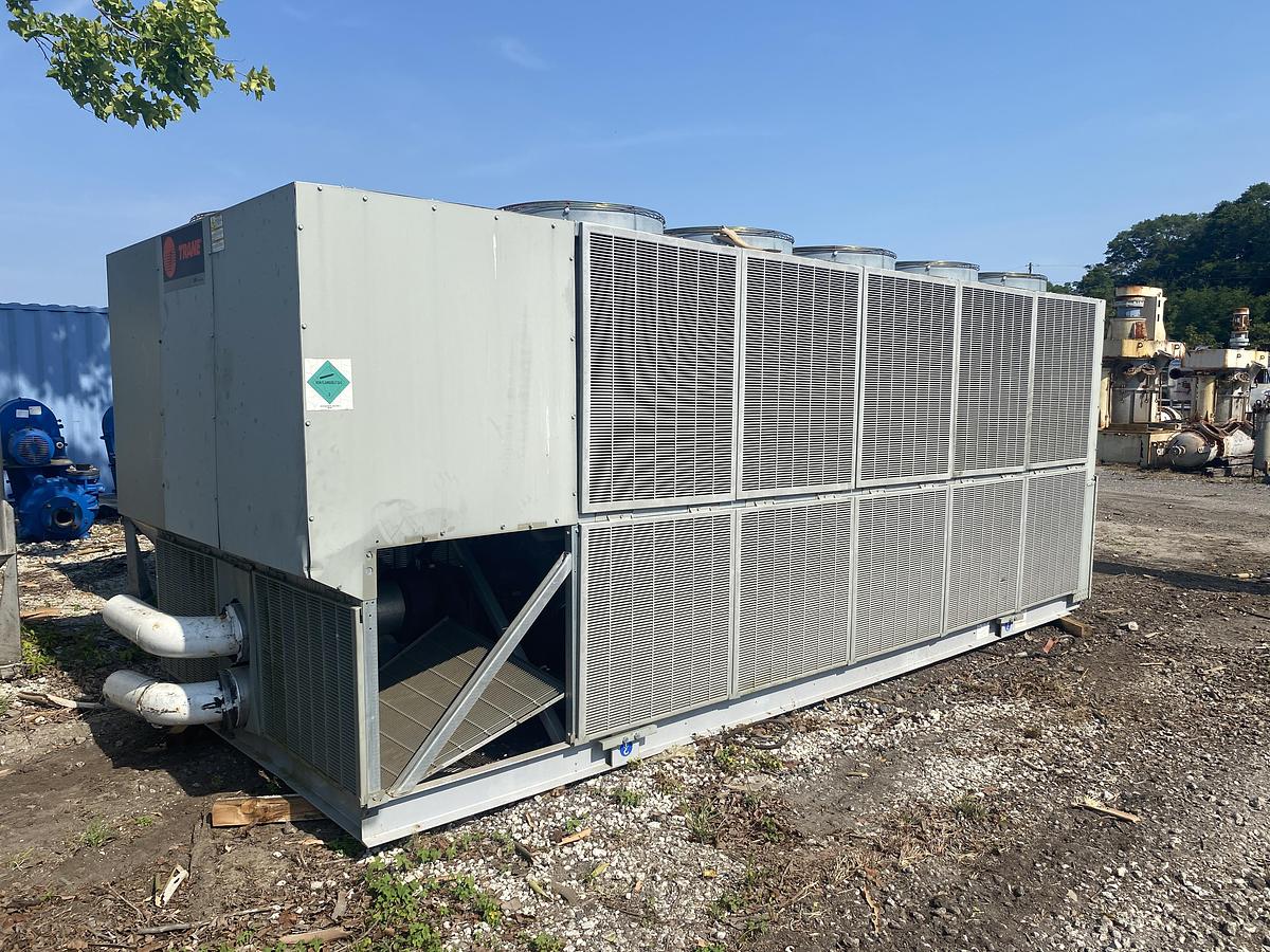 Used Used Trane 185 ton air cooled chiller.