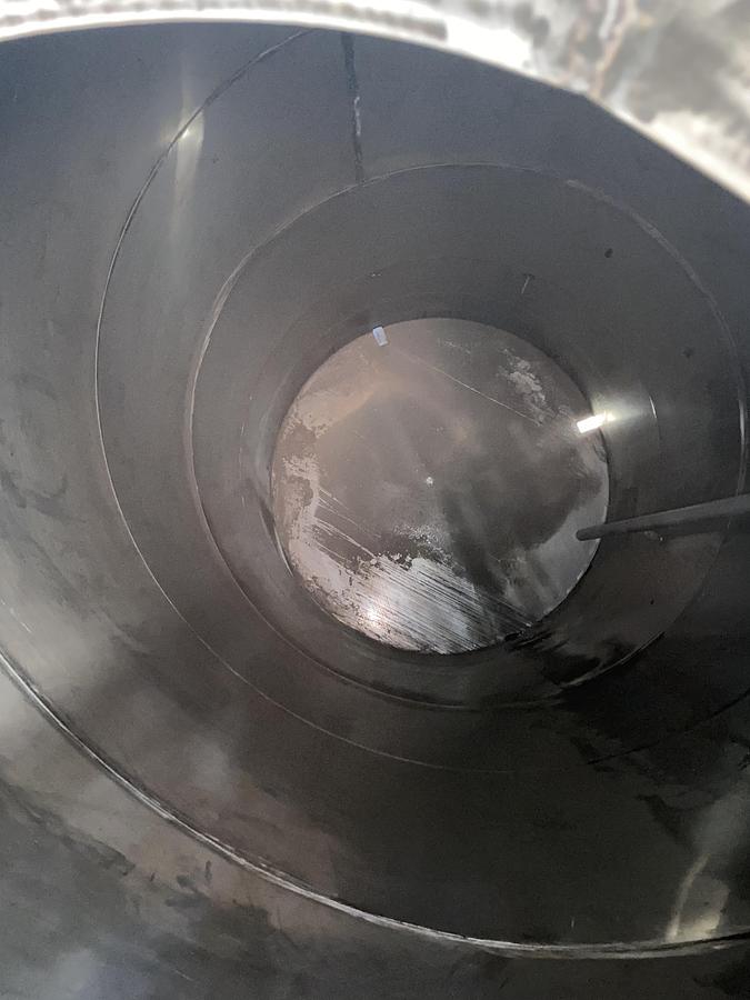 Used Used Industrial Air Inc. approximately 10,000 gallon 304 stainless steel storage tank