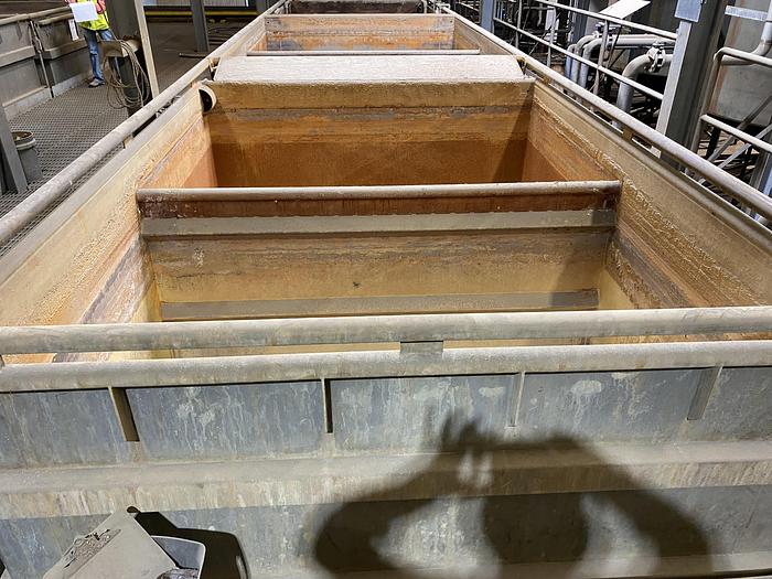 Used Used  4200 gallon 304 stainless steel dip vat