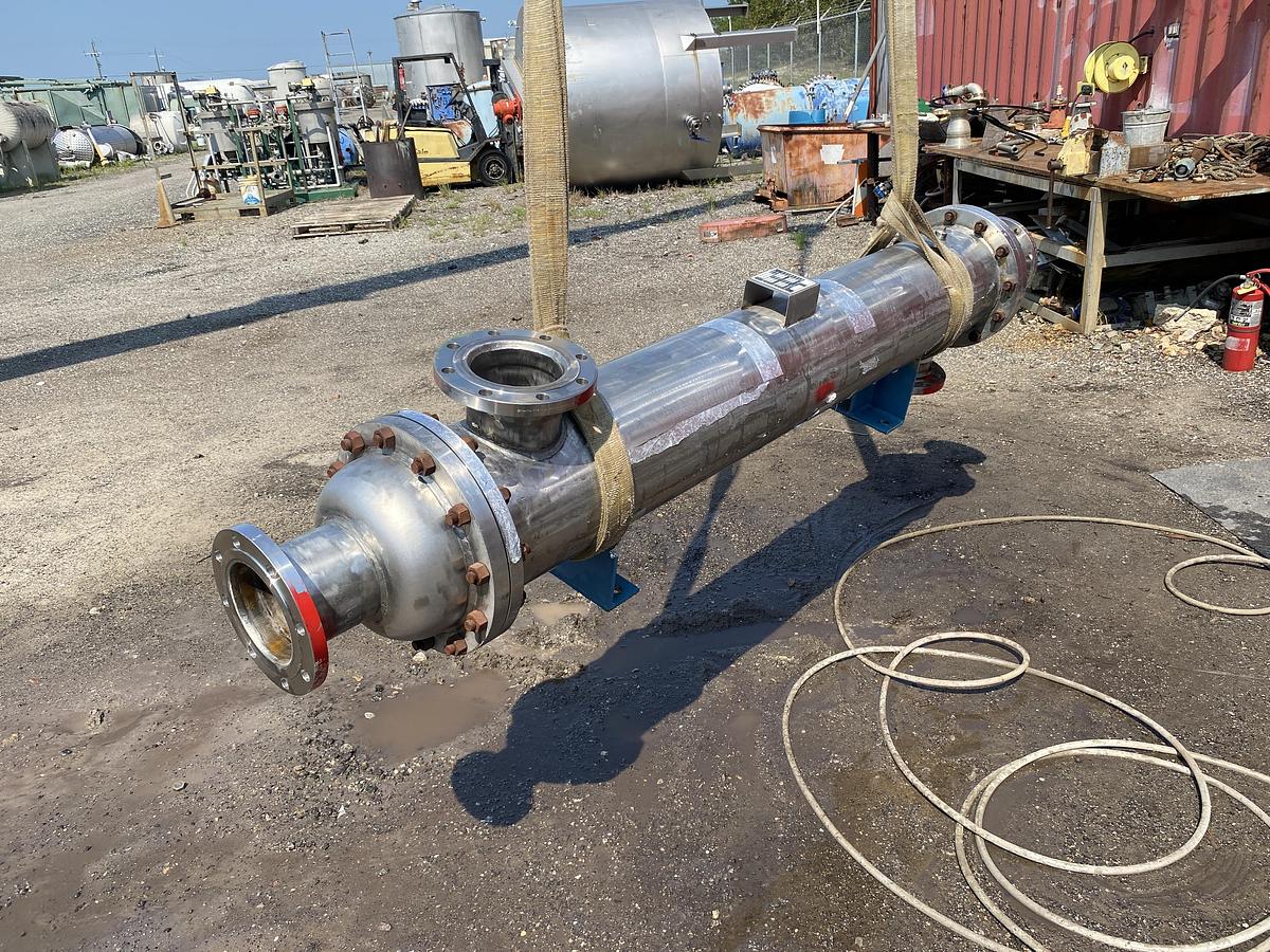 Used Used JFD Tube & Coil Products Inc. 149.6 sq ft 304L Stainless Steel shell and tube heat exchanger