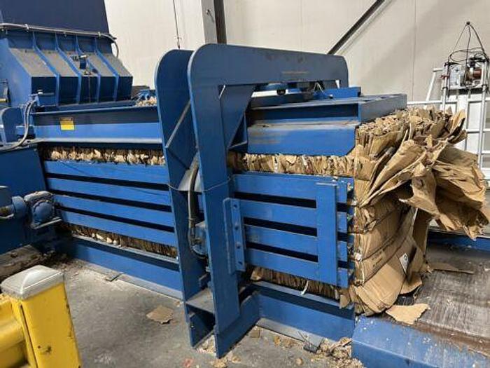 Used Used 5200 Series EO-3310 Balemaster Model 5260G-8 Horizontal Auto Tie Baler System