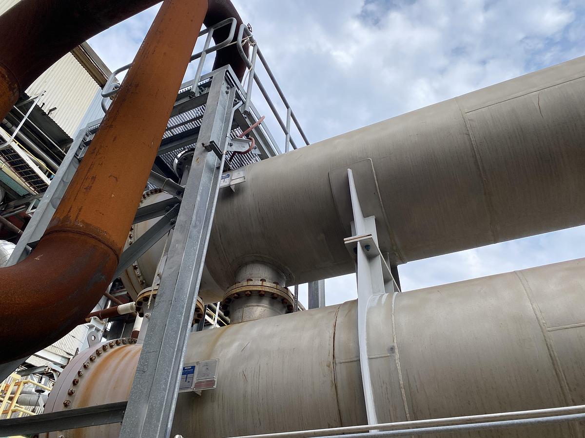 Used Used Southern Heat Exchanger Corp.  Approximately 8500 sq. ft. 304L stainless steel horizontal heat exchanger