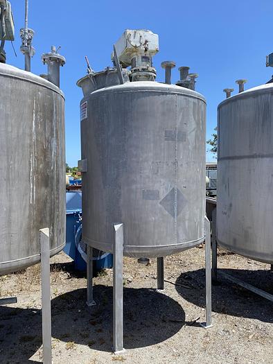 Used Used Circleville Metal Works Inc. approximately 750 gallon 304 stainless steel vertical mix tank
