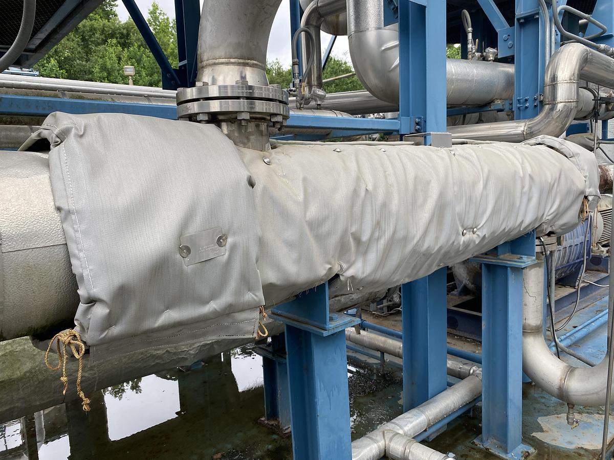 Used Used JFD Tube & Coil Products Inc. 149.6 sq ft 304L Stainless Steel shell and tube heat exchanger