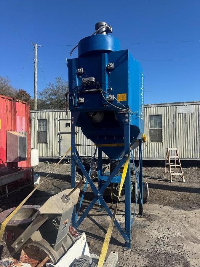 Used Used Donaldson Torit Model DFO 2-4 oval cartridge dust collector