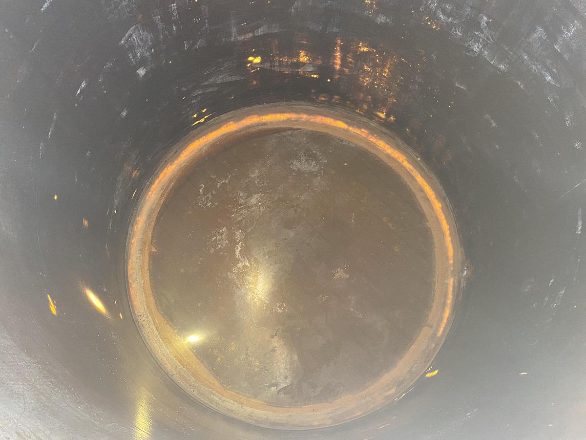 Used Used approximately 4,000 gallon vertical fiberglass storage tank.