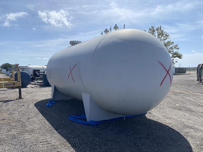 Used Used Horton Pressure Vessel built by Chicago Bridge and Iron Works approximately 12,0000 gallon carbon steel horizontal pressure tank