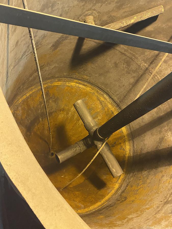 Used (2) Used approximately 3000 gallon fiberglass cone bottom tanks