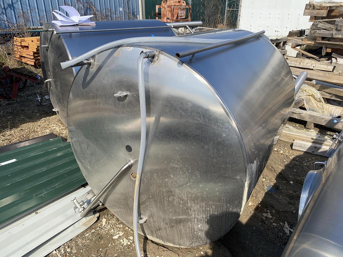 Used Used Deutshe Babcock BTE Gruppe Bdag 2600L/680 gallon 304 stainless steel vertical jacketed tank