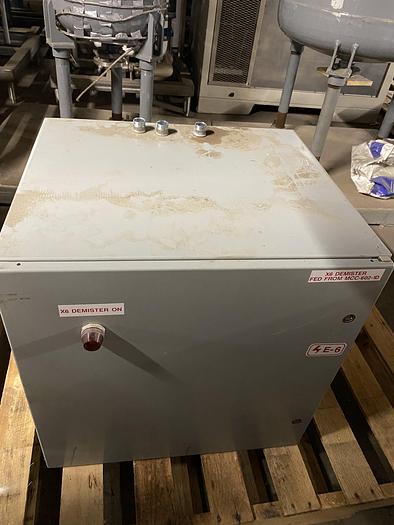 Used Used Donaldson Torit Model WSO 25-3 5500 CFM Mist Collector