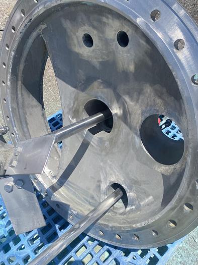 Used Used Circleville Metal Works approximately 150 gallon 304 stainless steel vertical mix tank