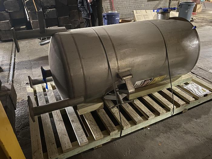 Used Used approximately 300 gallon stainless steel vertical tank