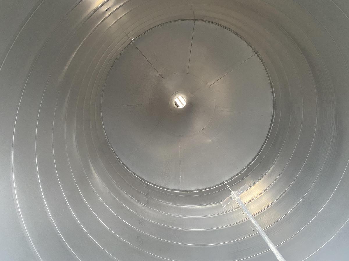 Used Used Conair Contract Systems Inc. 1709 cu ft Spiral Aluminum vertical bulk material silo