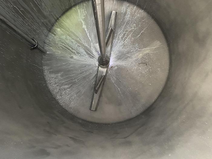 Used Used Circleville Metal Works Inc. approximately 750 gallon 304 stainless steel vertical mix tank