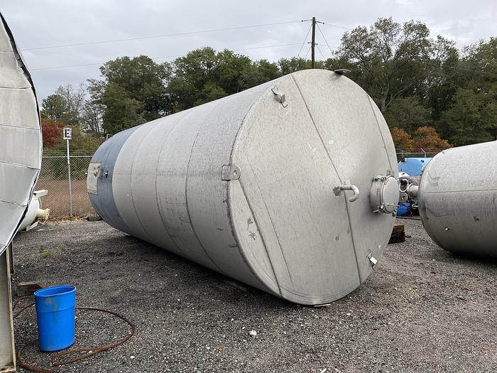 Used Used Whiting Metals Inc.  approximately 13,500 gallon vertical 304 stainless steel storage tank