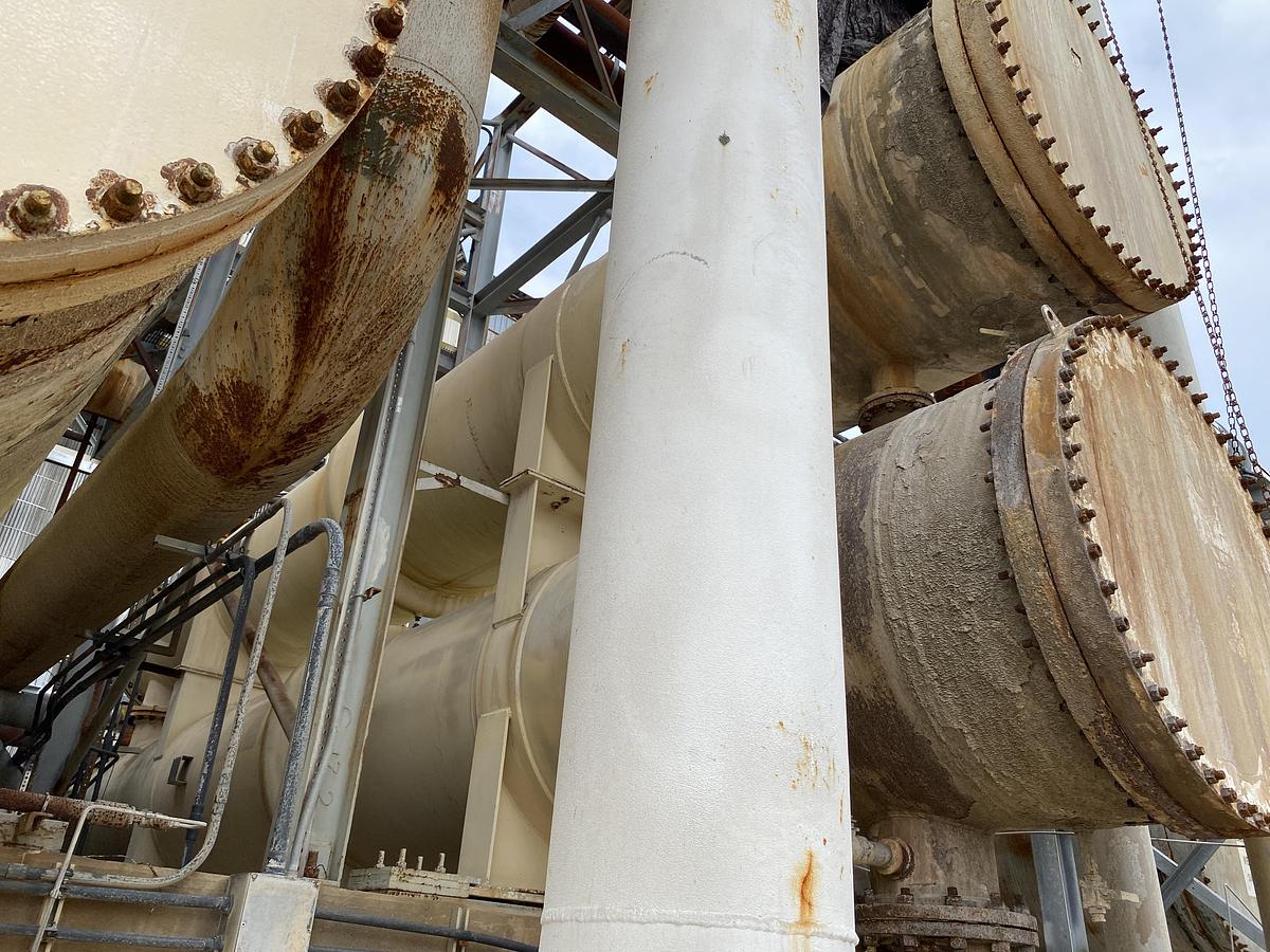 Used Used Rubicon approximately 8500 sq. ft. 304L stainless steel horizontal heat exchanger