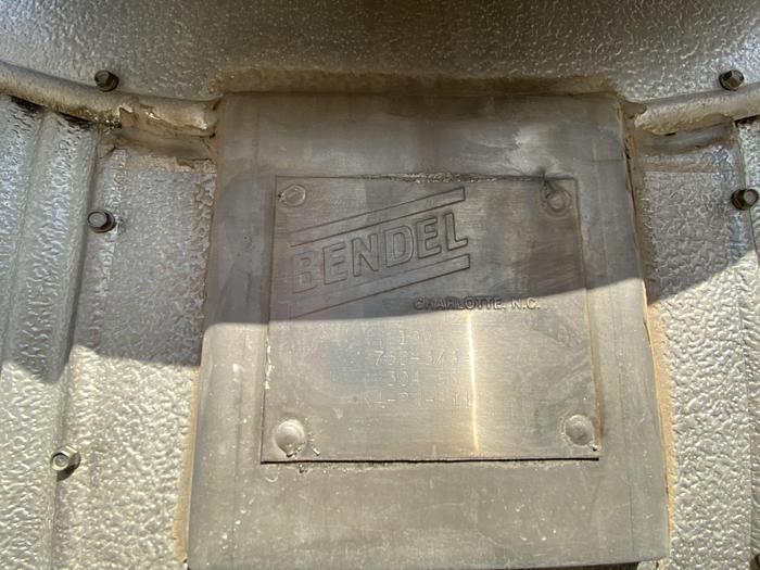Used Used Bendel approximately 26,500 gallon 304 stainless steel vertical storage tank