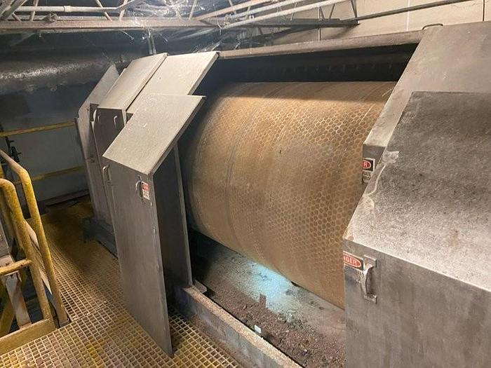 Used Used Press Technology & MFG Inc. Model IDT-200-9E 304 stainless steel internal drum thickener