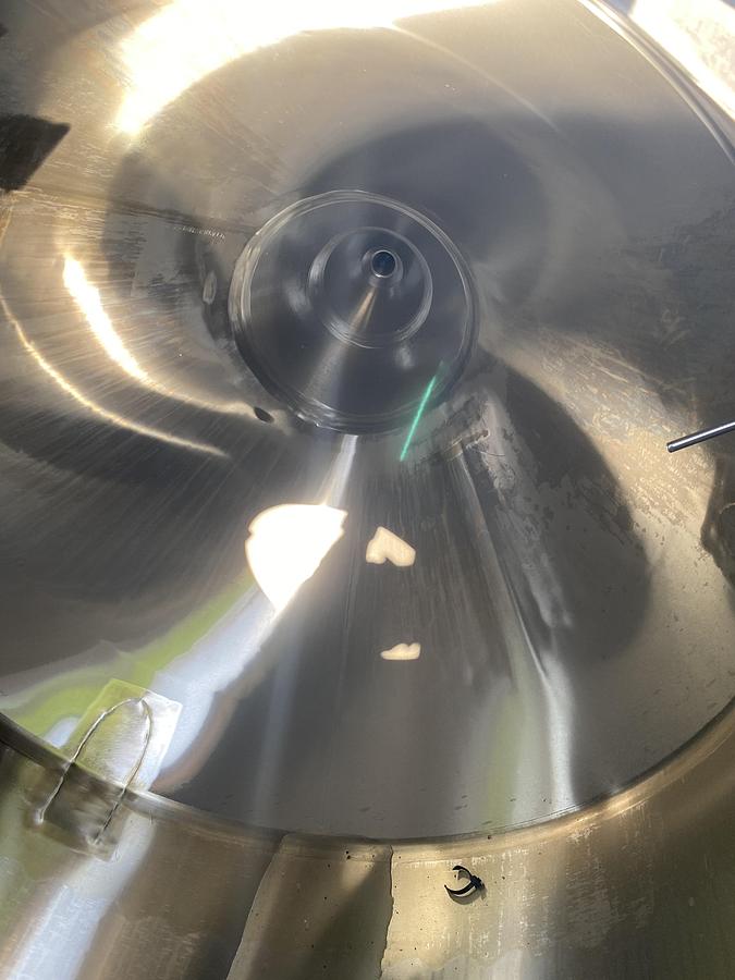 Used Used Deutshe Babcock BTE Gruppe Bdag 2600L/680 gallon 304 stainless steel vertical jacketed tank