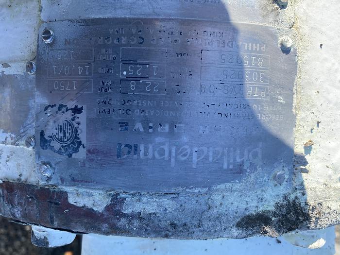 Used Used Circleville Metal Works Inc. approximately 750 gallon 304 stainless steel vertical mix tank