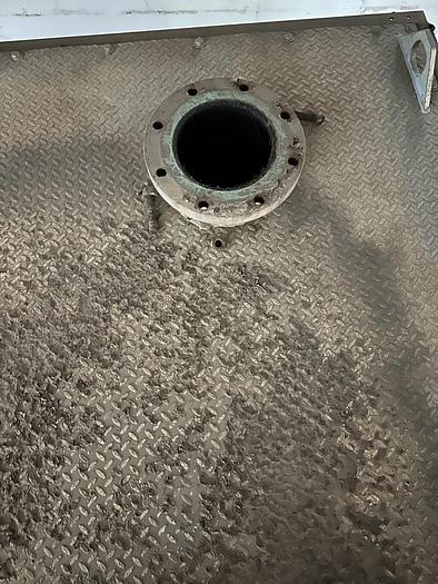 Used Used 40,000 gallon C/S settling tank