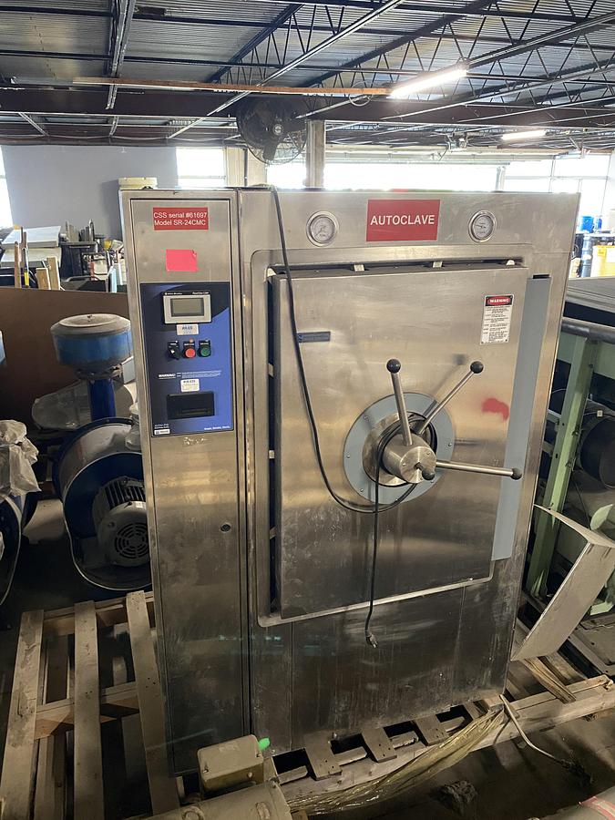 Used Used Consolidated Stills and Sterilizers Model SR-24CMC Autoclave