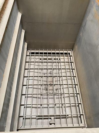 Used Used  4200 gallon  304 stainless steel dip vat