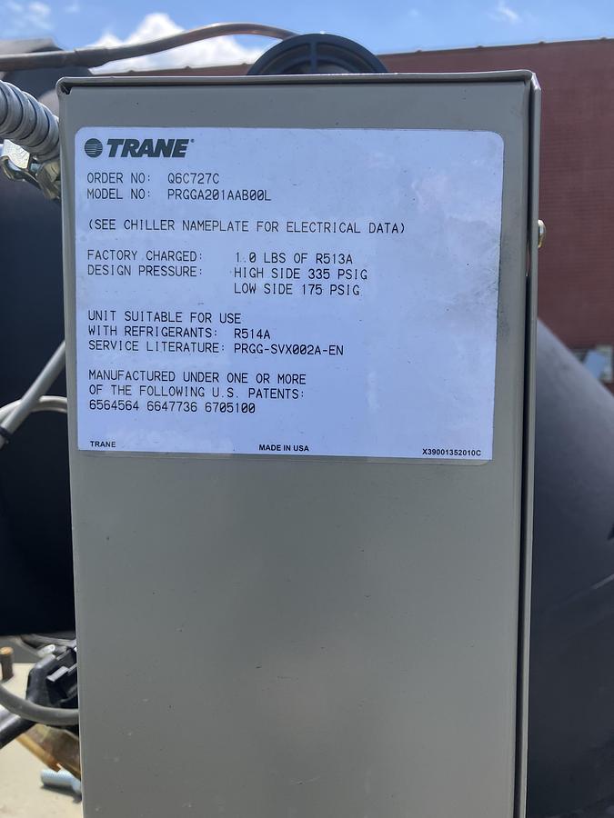Unused Trane CVHF1300 1200 Ton Capacity Centrifugal liquid chiller