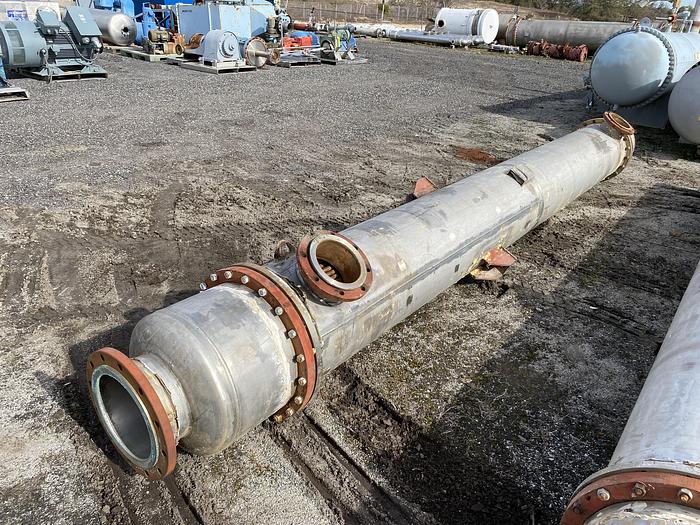 Used Used Perry 1323 sq. ft. 304 stainless steel shell and tube heat exchanger