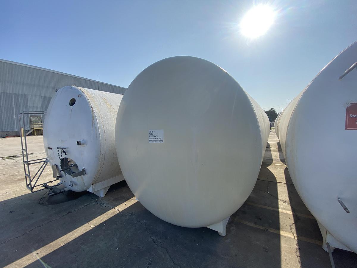 Used Used Walker 7000 gallon 304L Model HHT, horizontal insulated tank.