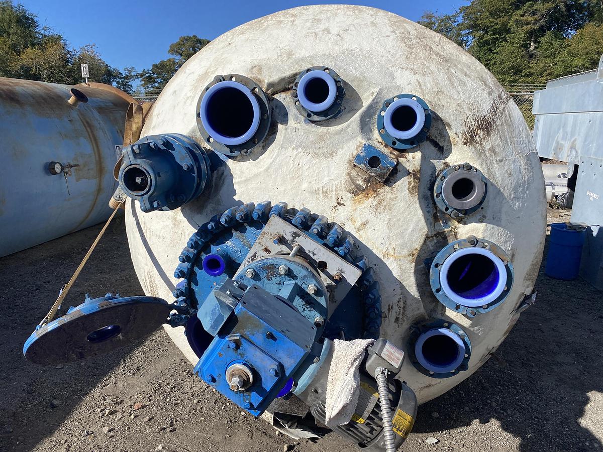 Used Used Pfaudler 2000 gallon glass lined reactor body.