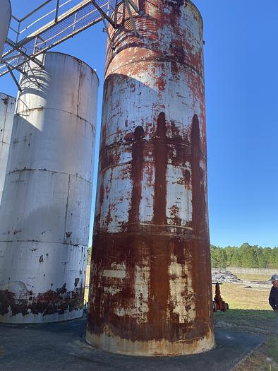 Used Used approximately 20,000 gallon vertical carbon steel storage tank