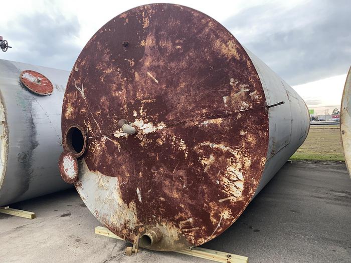 Used Used approximately 20,000 gallon vertical carbon steel storage tank