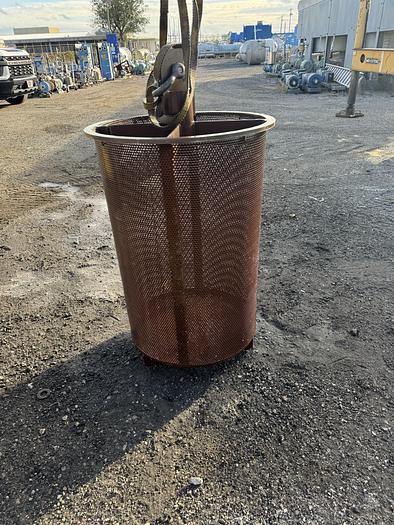 Used Used Gaston County 304 stainless steel large capacity basket filter vessel